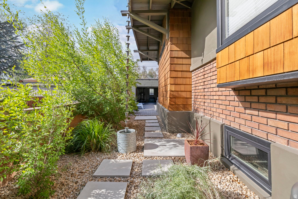 1249 E CRYSTAL AVE South Salt Lake, UT 84106