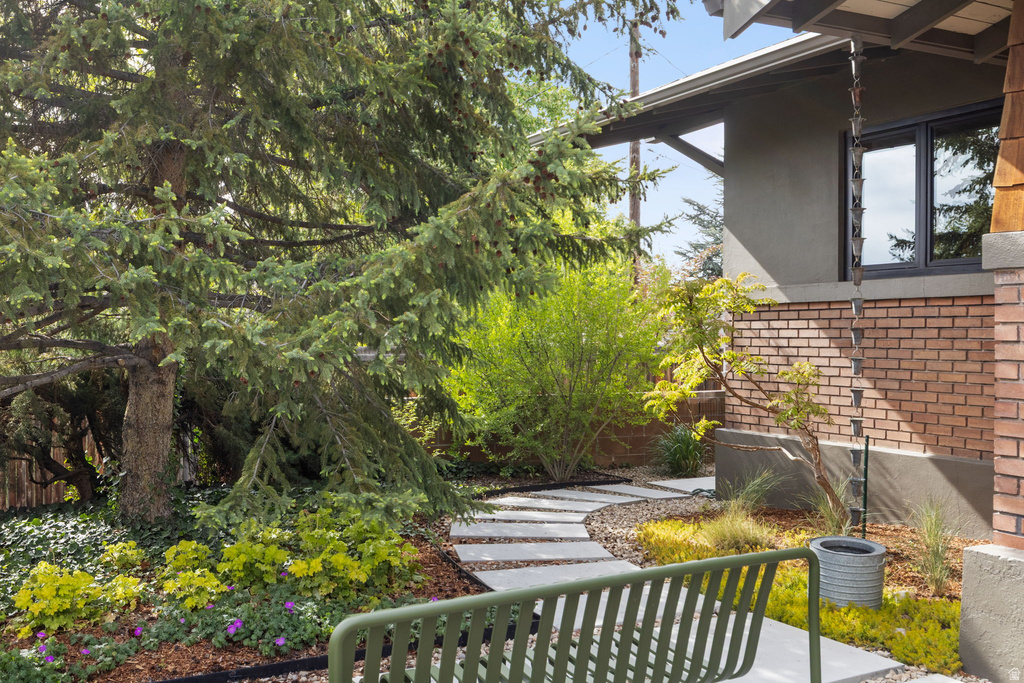 1249 E CRYSTAL AVE South Salt Lake, UT 84106