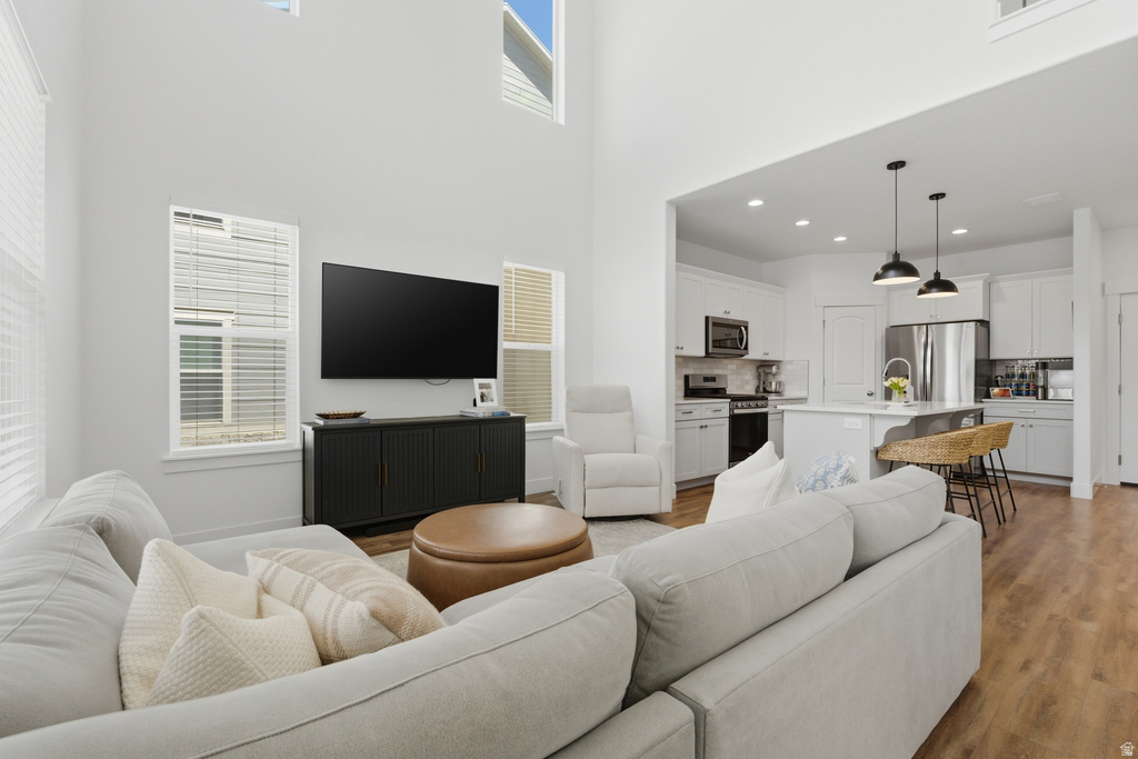 1309 N 3860 W #435 Lehi, UT 84043