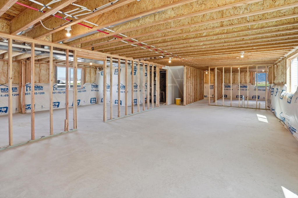 5583 W 9400 N #2 Elwood, UT 84337