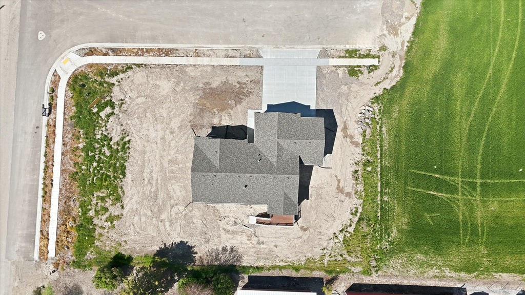5583 W 9400 N #2 Elwood, UT 84337