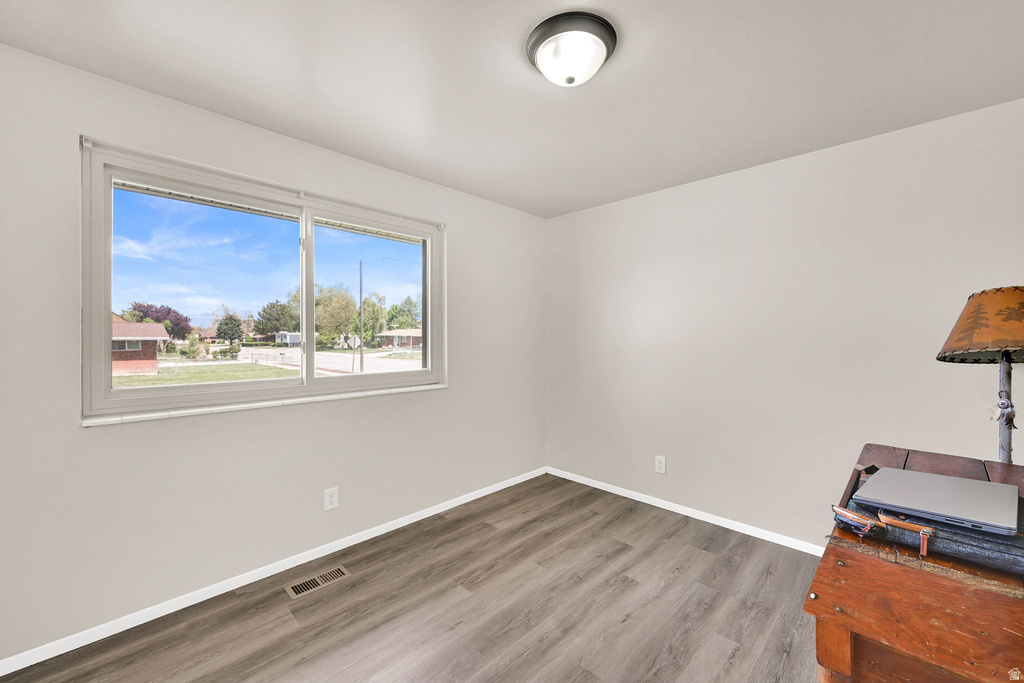 713 W 2200 N Clinton, UT 84015