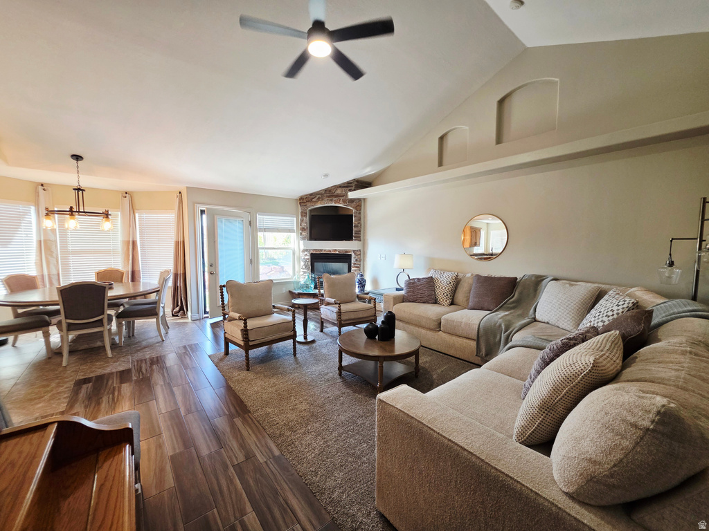 9073 N CLUBHOUSE LN Eagle Mountain, UT 84005