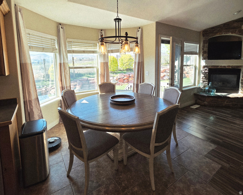 9073 N CLUBHOUSE LN Eagle Mountain, UT 84005