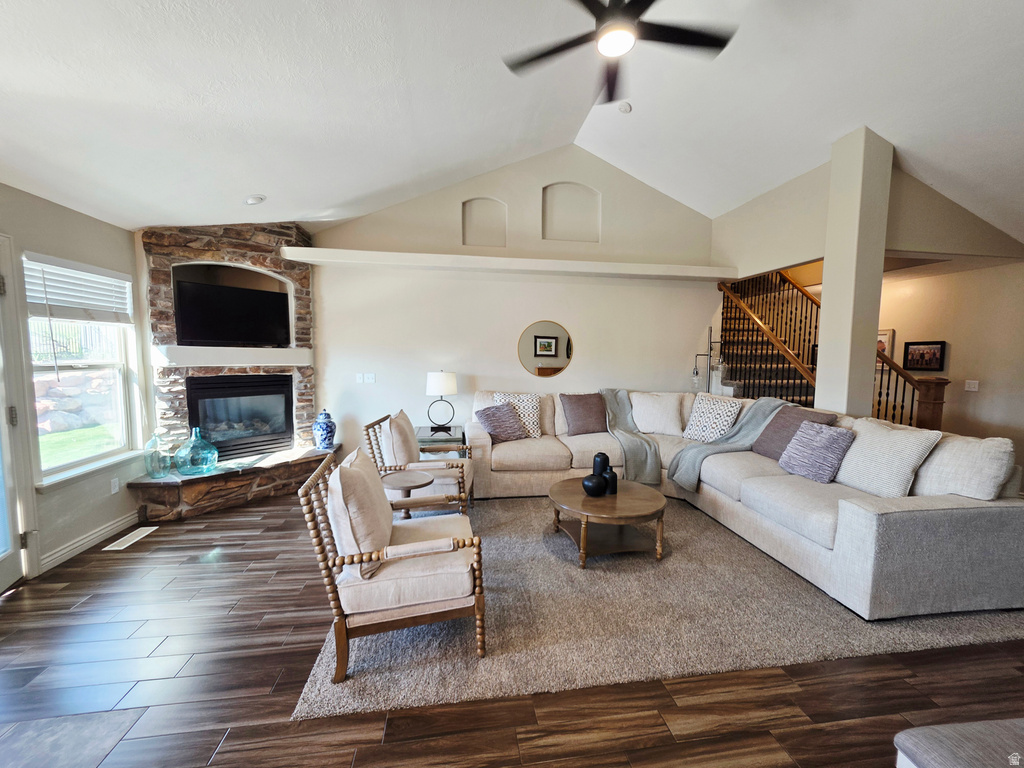 9073 N CLUBHOUSE LN Eagle Mountain, UT 84005