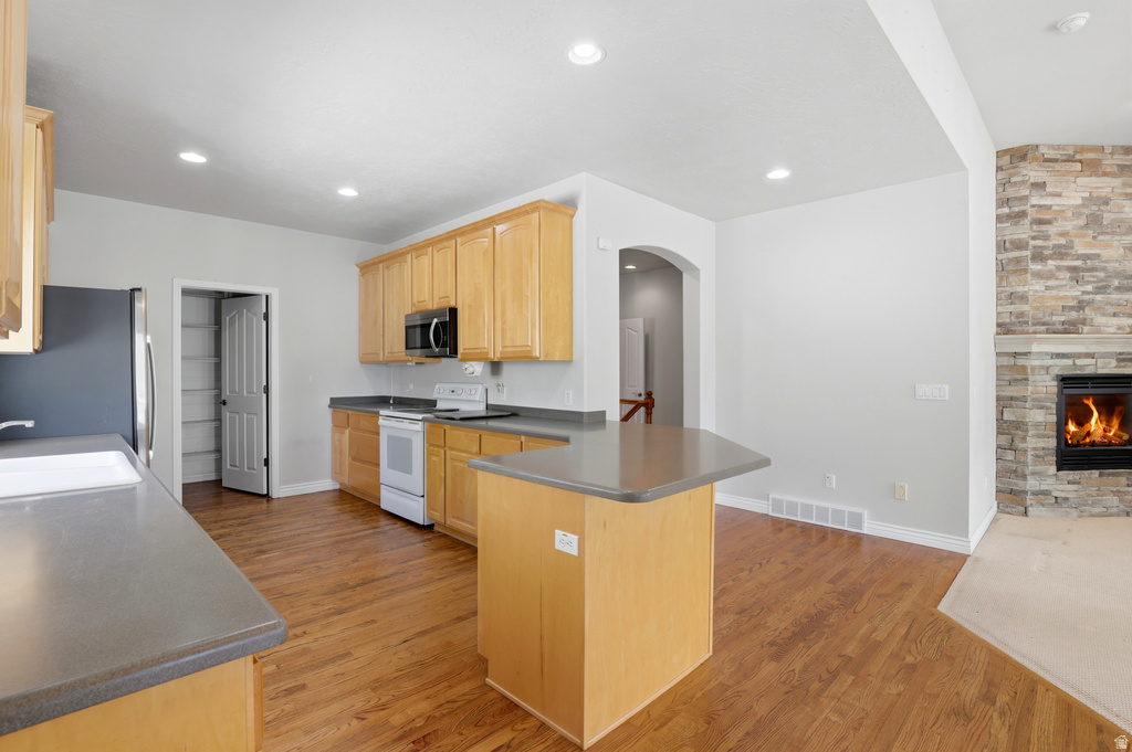 9884 S CASCADE PARK DR Sandy, UT 84070