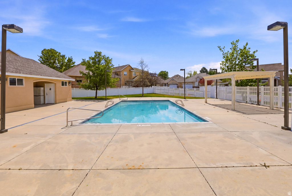 9884 S CASCADE PARK DR Sandy, UT 84070