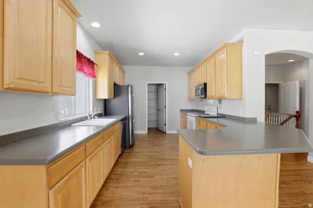 9884 S CASCADE PARK DR Sandy, UT 84070
