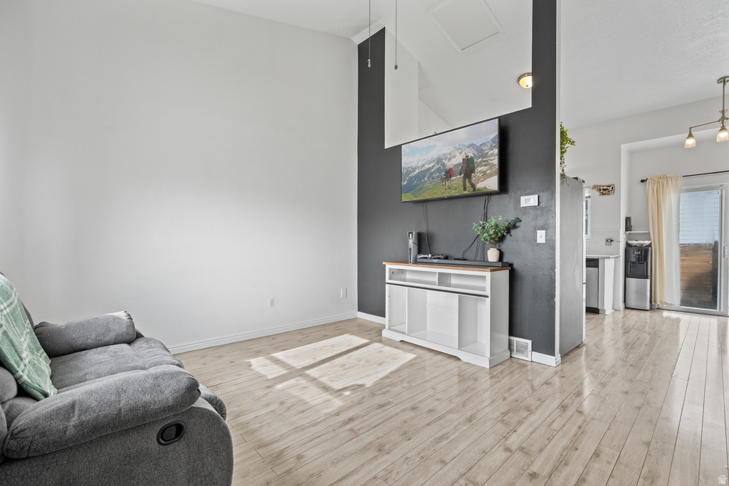 3691 S LONE STAR CIR Magna, UT 84044