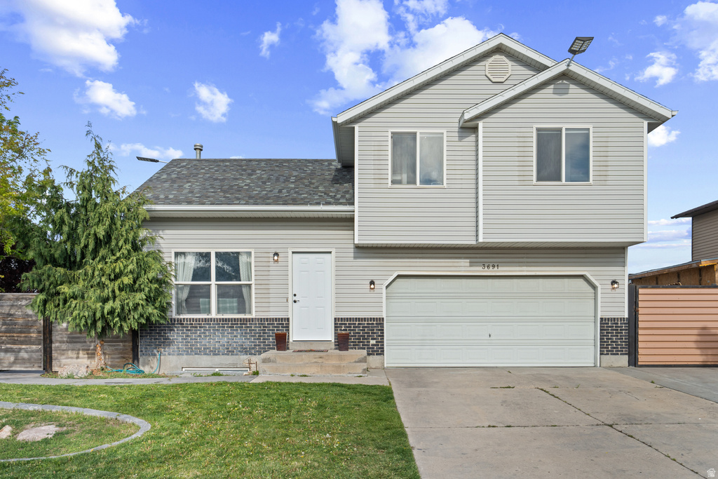 3691 S LONE STAR CIR Magna, UT 84044