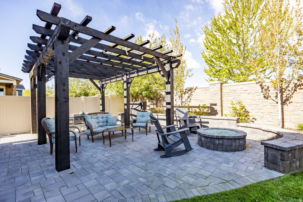 12102 S WINDOW ARCH LN Herriman, UT 84096