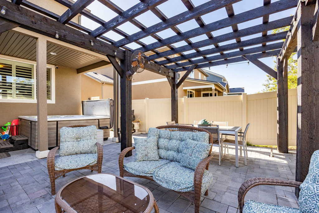 12102 S WINDOW ARCH LN Herriman, UT 84096