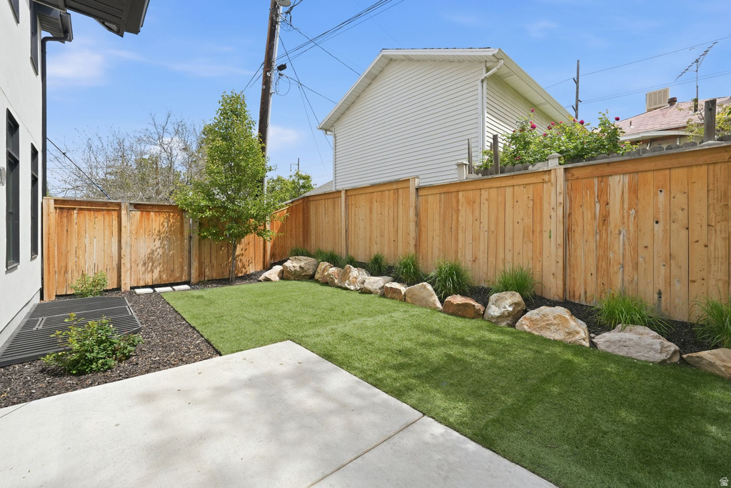 1007 S COTTAM LN Salt Lake City, UT 84105