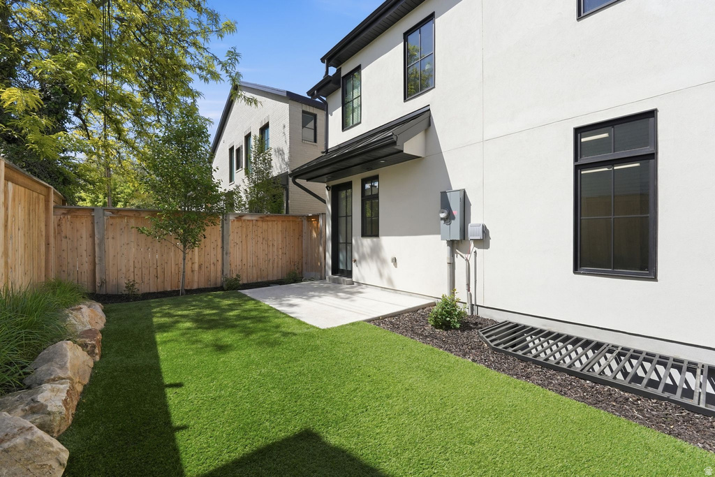 1007 S COTTAM LN Salt Lake City, UT 84105