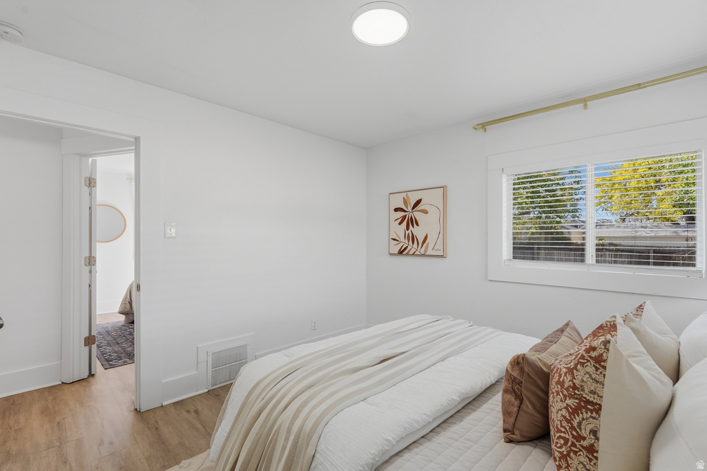 724 E BROWNING Salt Lake City, UT 84105