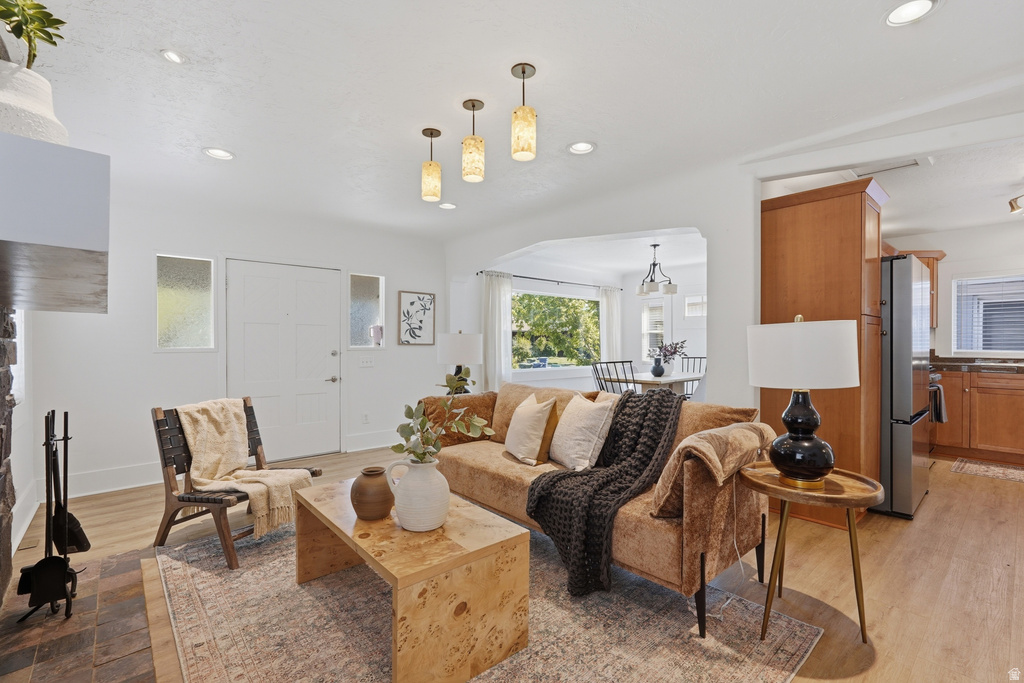 724 E BROWNING Salt Lake City, UT 84105
