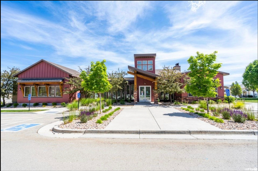 5194 W WINDOM RD Herriman, UT 84096