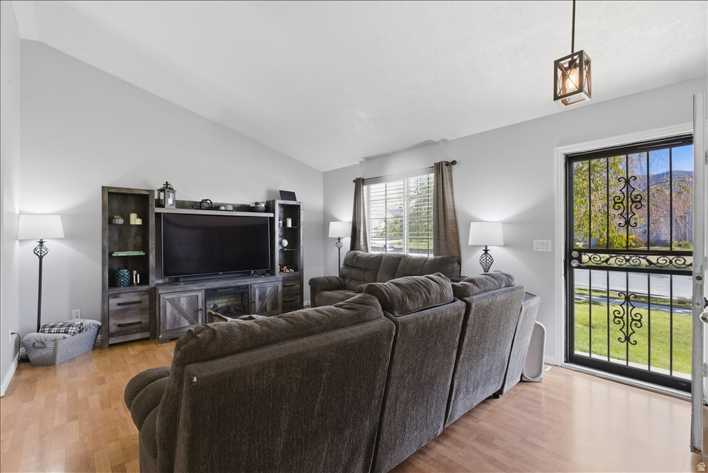 838 W 740 S Tooele, UT 84074