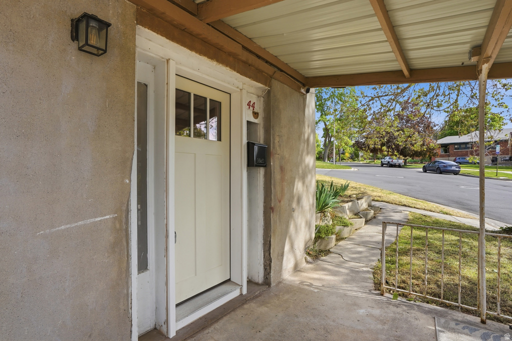42 W 500 N Salt Lake City, UT 84103