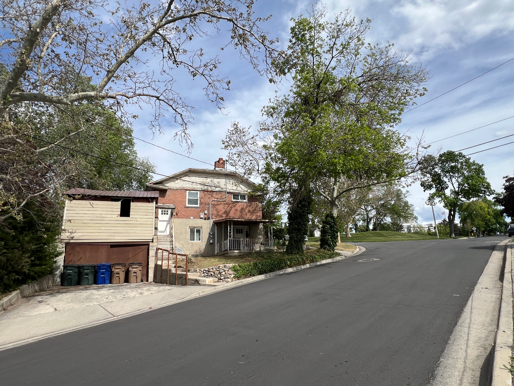 42 W 500 N Salt Lake City, UT 84103