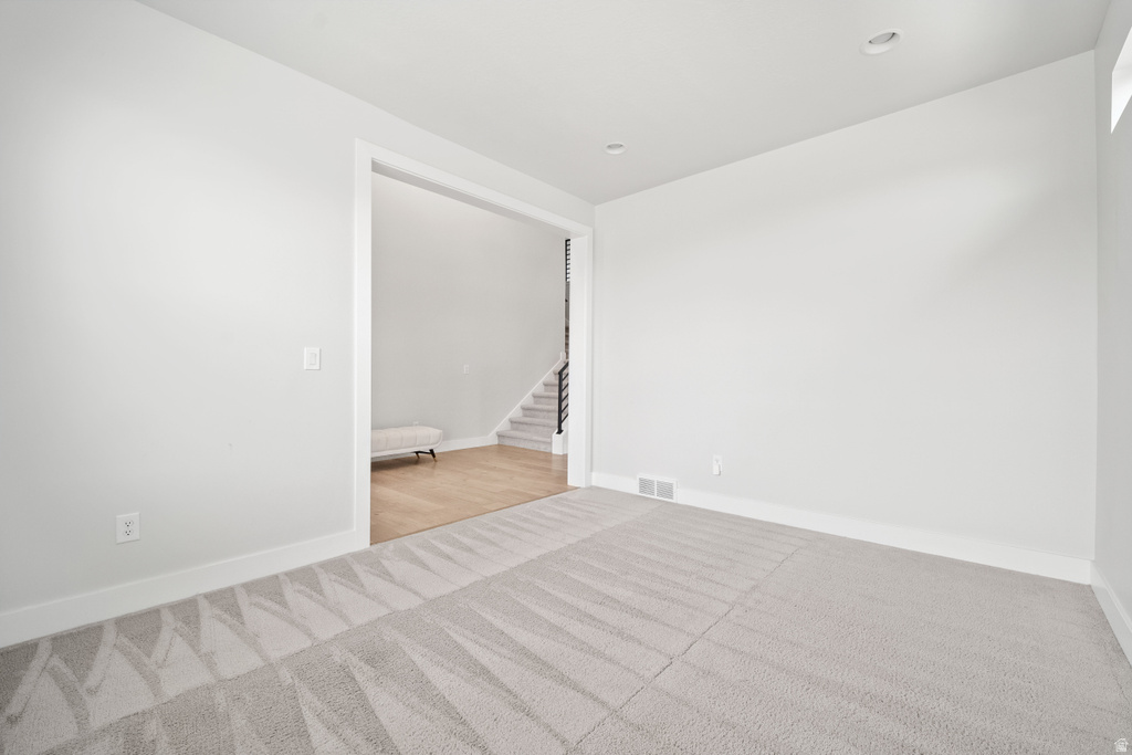 6818 W ORANGE LEAF LN Herriman, UT 84096