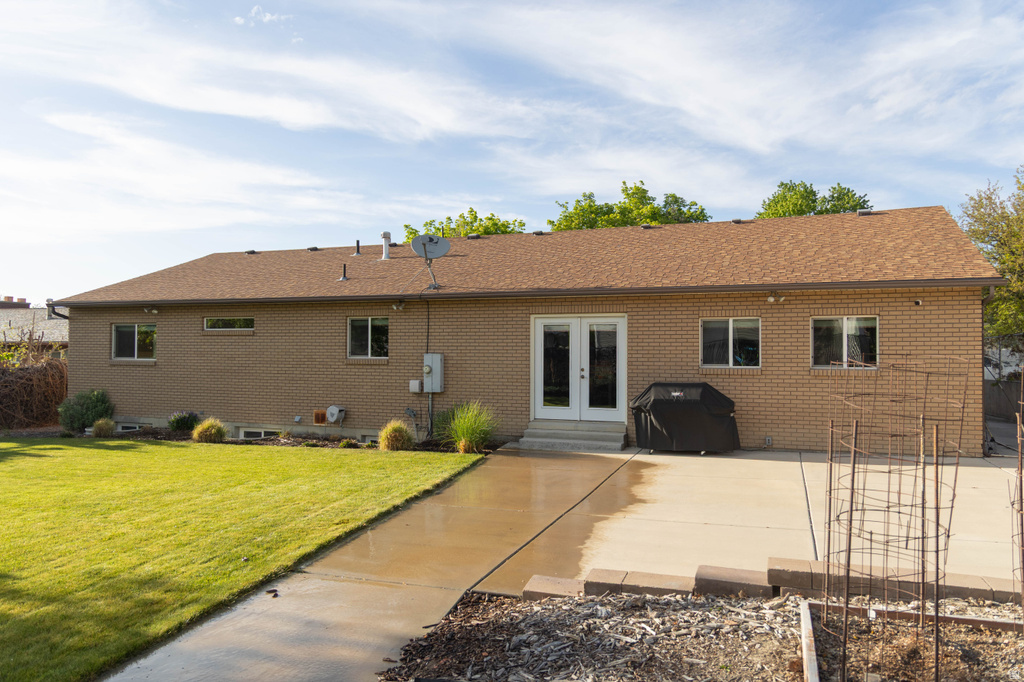 218 E GOLDEN WILLOW CIR Sandy, UT 84070