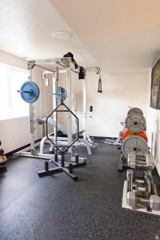 218 E GOLDEN WILLOW CIR Sandy, UT 84070