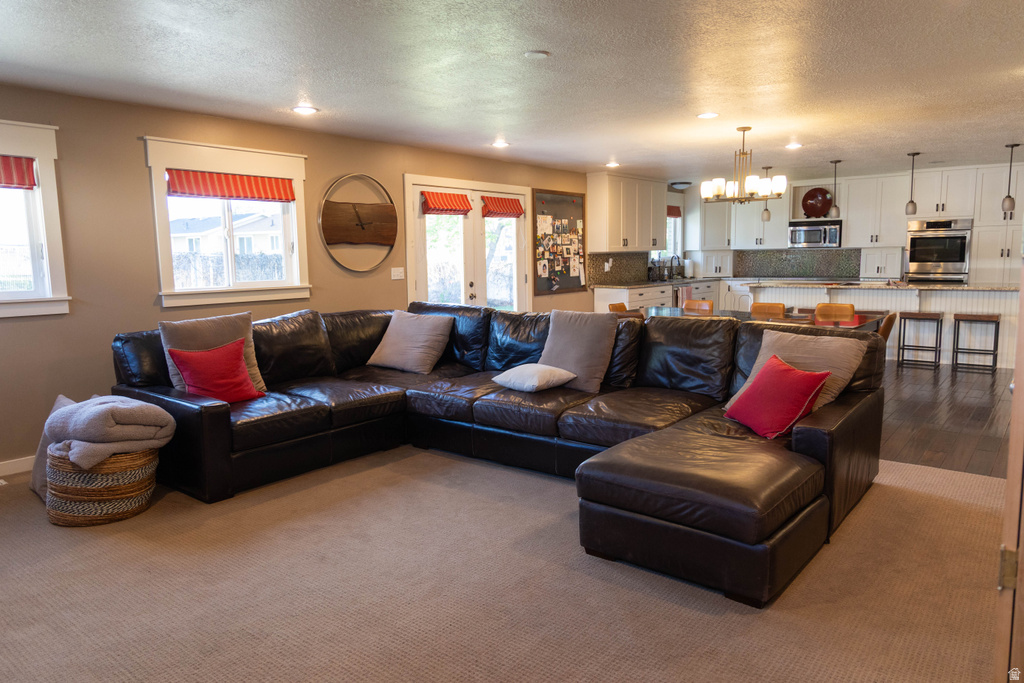 218 E GOLDEN WILLOW CIR Sandy, UT 84070