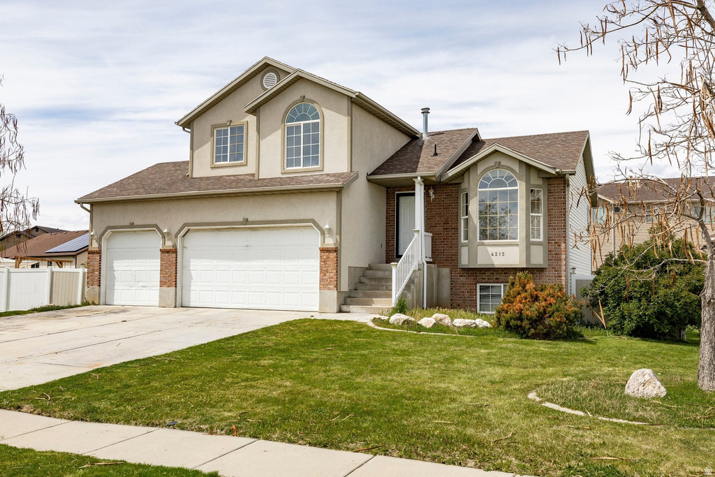 4212 W 5850 S Roy, UT 84067