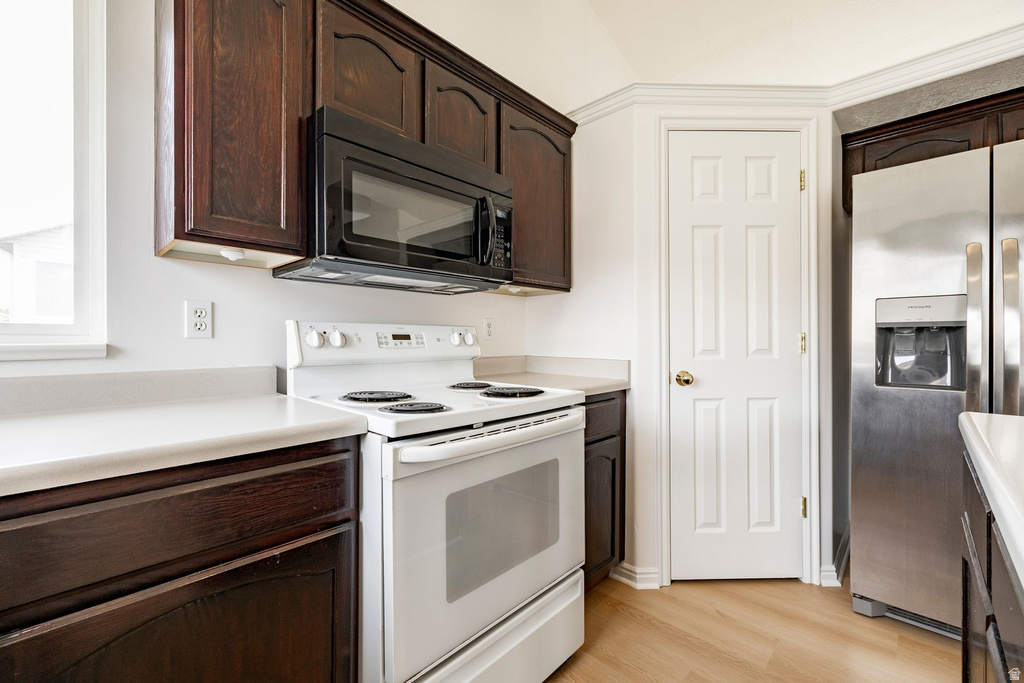 4212 W 5850 S Roy, UT 84067