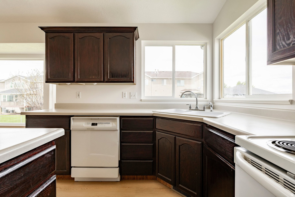 4212 W 5850 S Roy, UT 84067