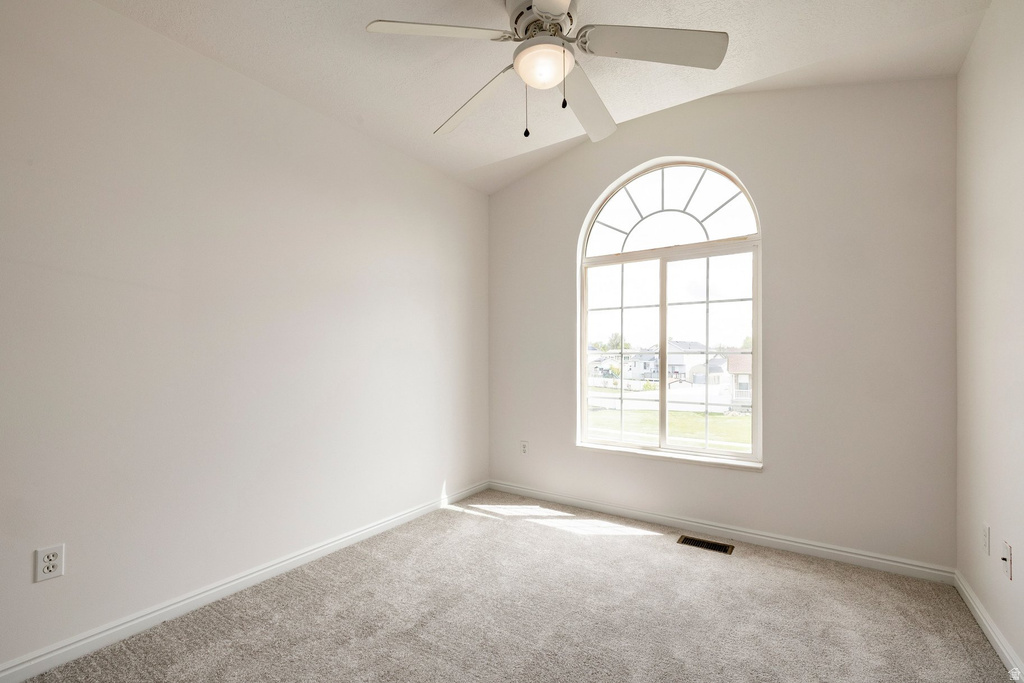 4212 W 5850 S Roy, UT 84067