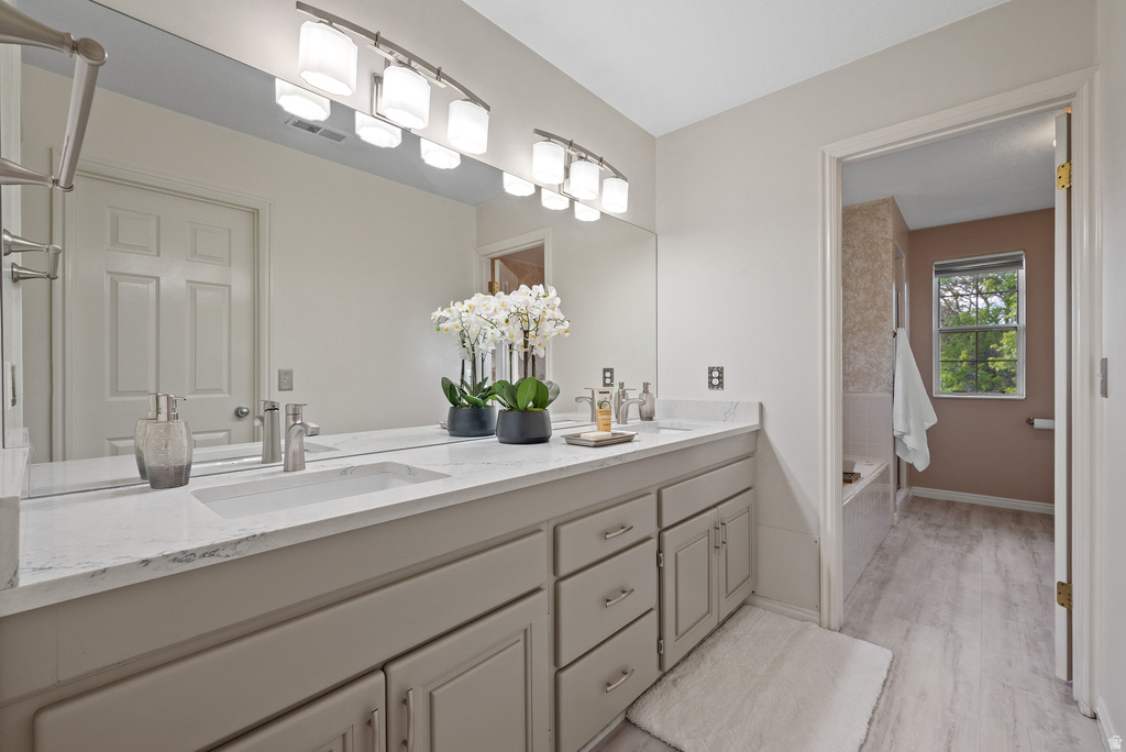 2247 E WILLOW HILLS DR Sandy, UT 84093