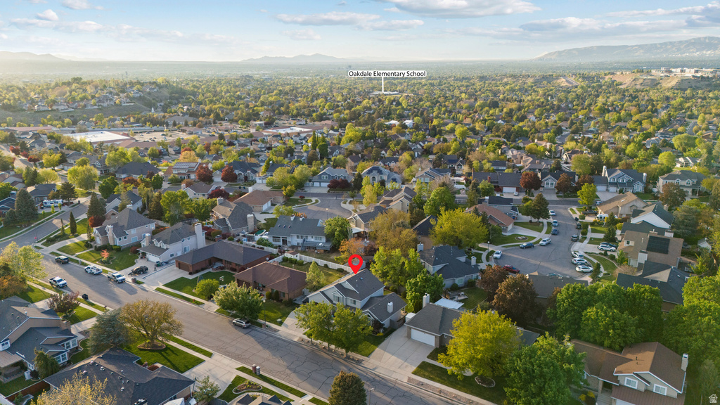 2247 E WILLOW HILLS DR Sandy, UT 84093
