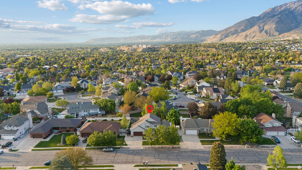 2247 E WILLOW HILLS DR Sandy, UT 84093