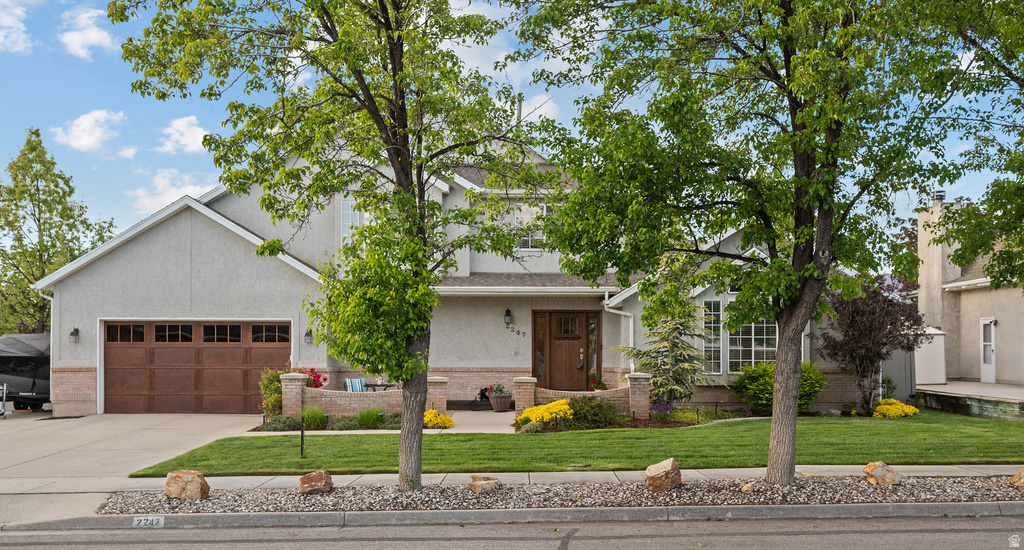 2247 E WILLOW HILLS DR Sandy, UT 84093
