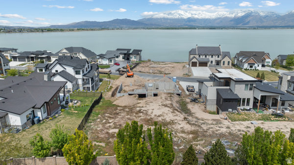 1627 S WILTSHIRE LN #103 Saratoga Springs, UT 84045