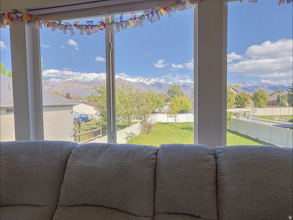 3832 PARKER DR Riverdale, UT 84405