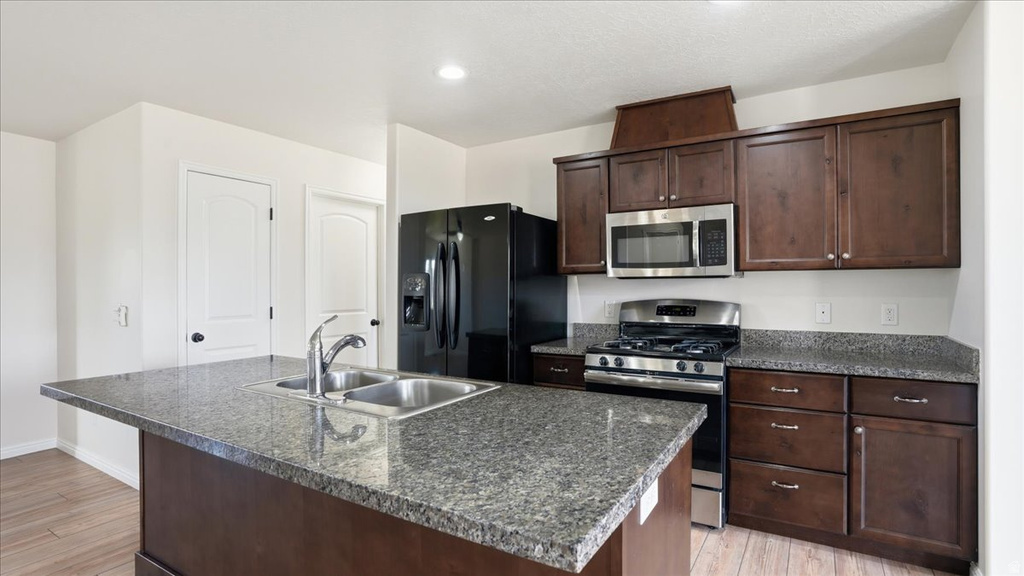 376 RIVER BLUFFS DR Kamas, UT 84036