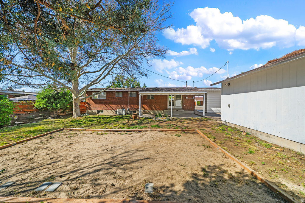 2267 W 4350 S Roy, UT 84067
