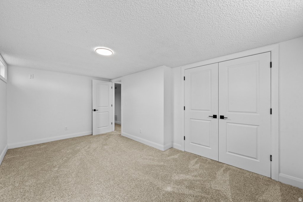 2267 W 4350 S Roy, UT 84067