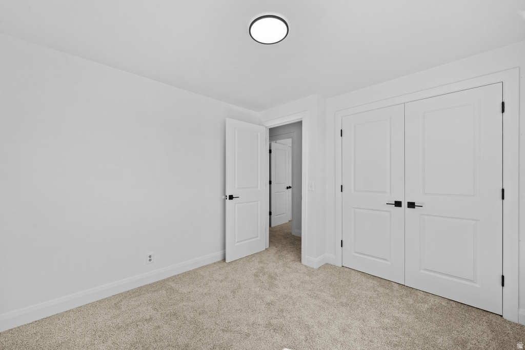 2267 W 4350 S Roy, UT 84067
