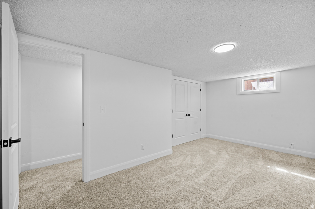 2267 W 4350 S Roy, UT 84067