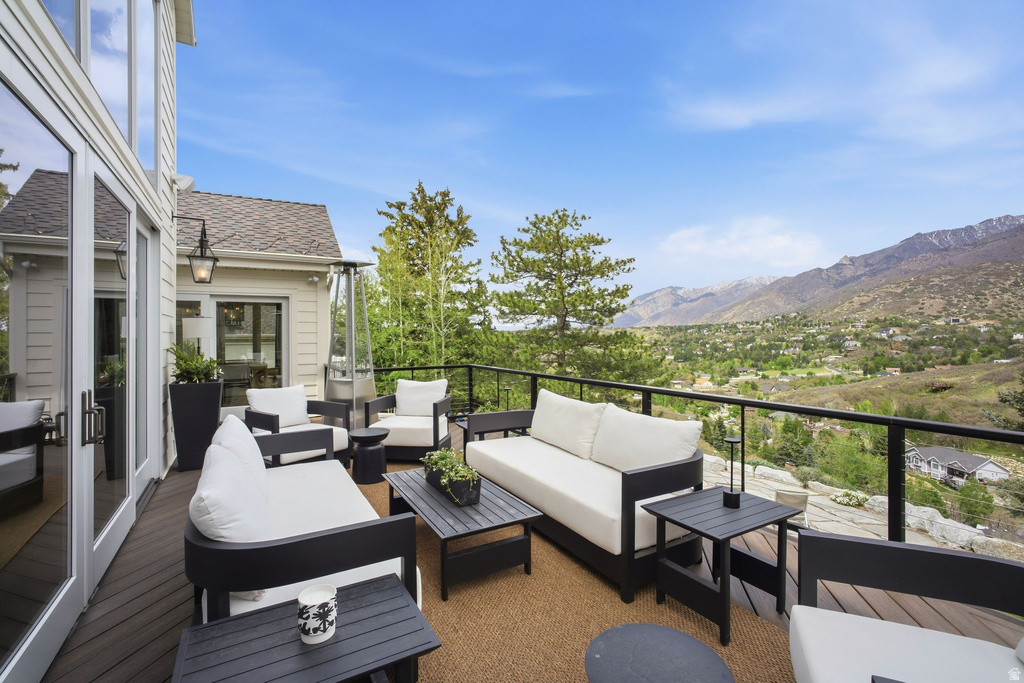 12 NORTHRIDGE LN Sandy, UT 84092