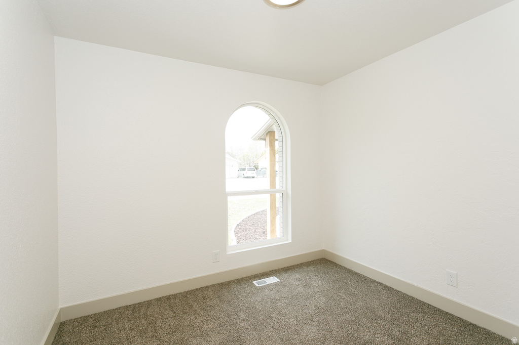 8147 S BUENO VISTA West Jordan, UT 84088
