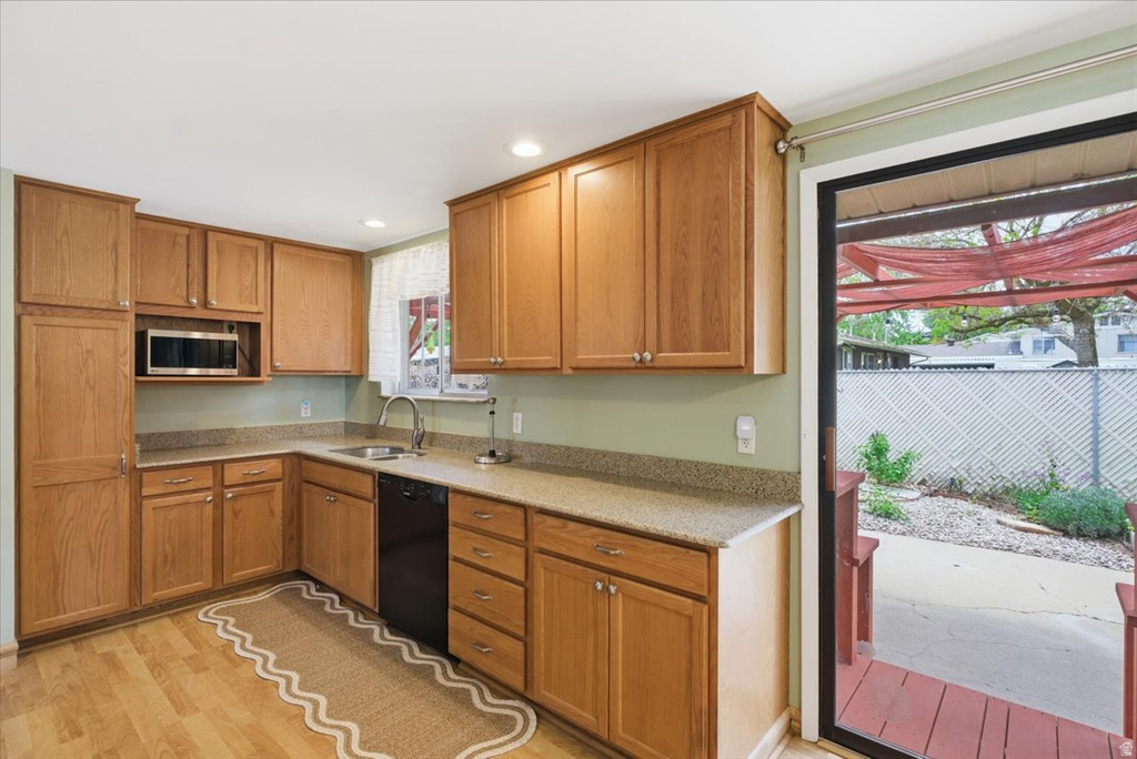 211 W 5250 S Washington Terrace, UT 84405
