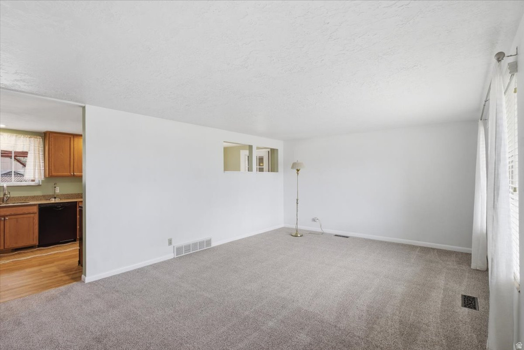211 W 5250 S Washington Terrace, UT 84405