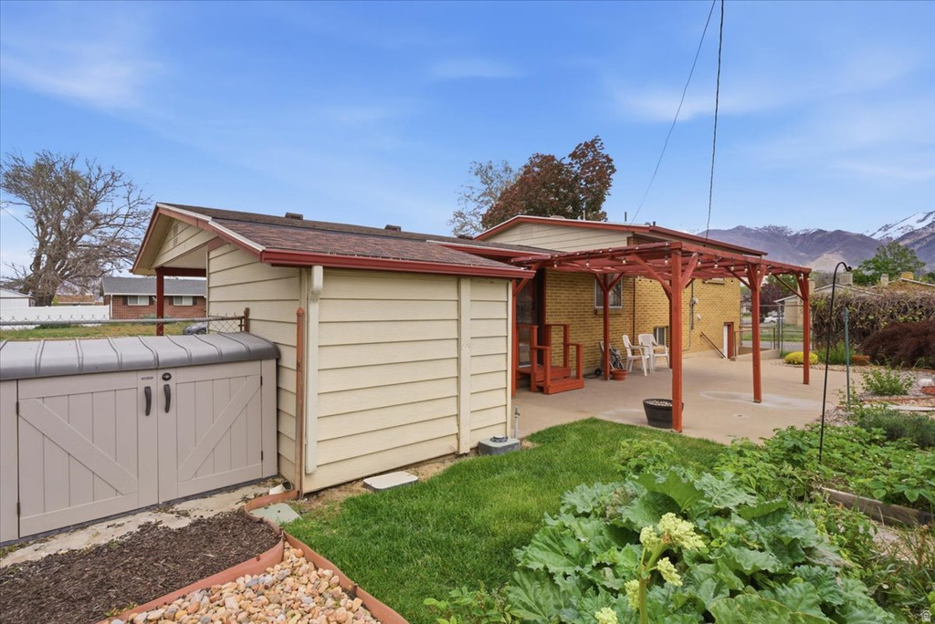 211 W 5250 S Washington Terrace, UT 84405