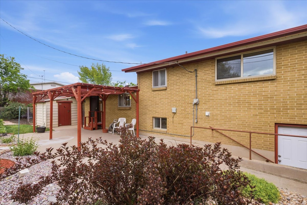 211 W 5250 S Washington Terrace, UT 84405