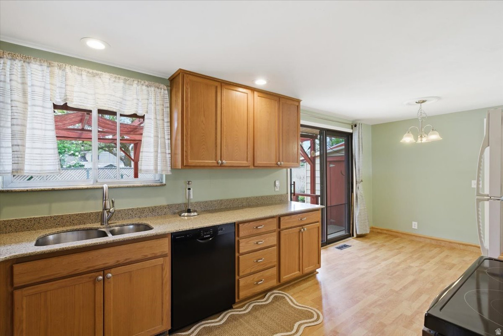 211 W 5250 S Washington Terrace, UT 84405